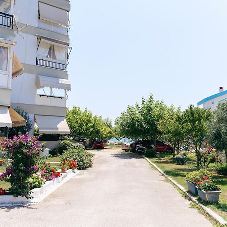 Aqua Heaven Apartment Nea Iraklitsa Екстериор снимка