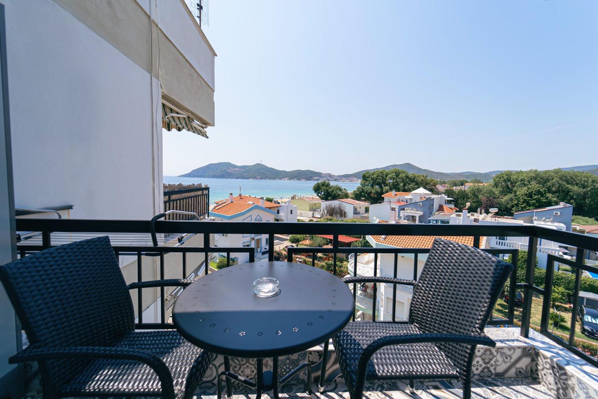 Aqua Heaven Apartment Nea Iraklitsa Екстериор снимка